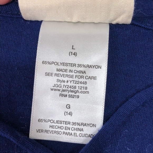 Modern Lux “Be Kind” Kindness Heart Tee - Picture 6 of 7